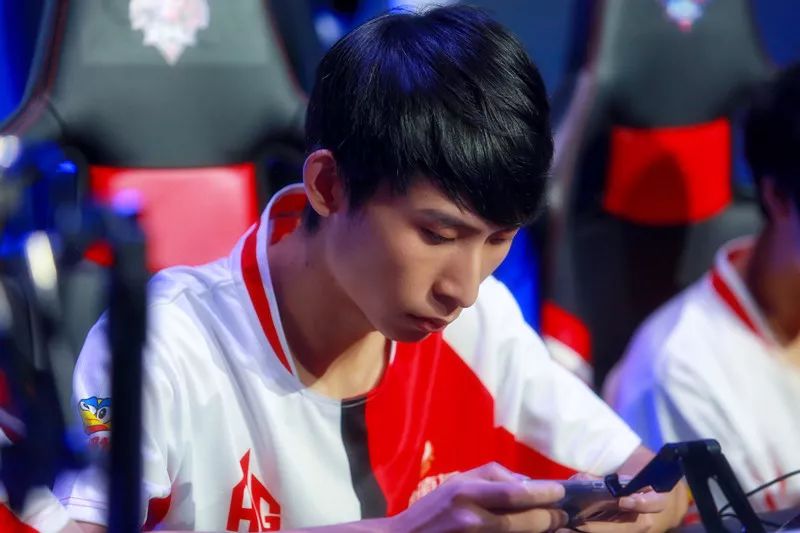 们津津乐道